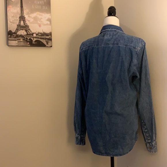 COURAGE | denim button down - Picture 3 of 4